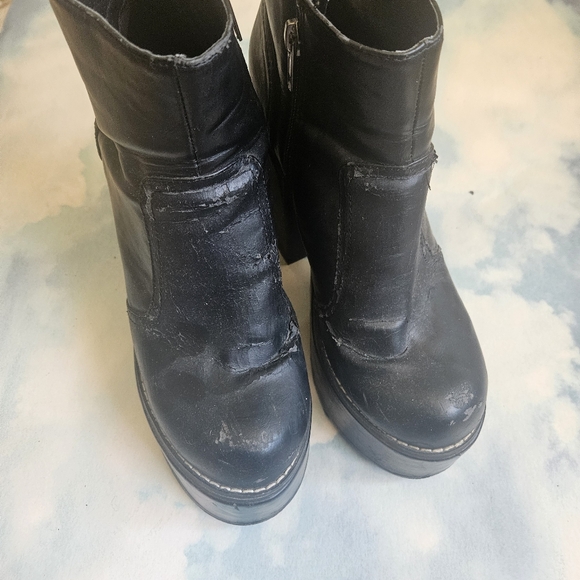 Dolls kill Yru Vida Mondo Boot Platform Heels Goth Black Chunky Boots 90s Boot - Picture 14 of 16